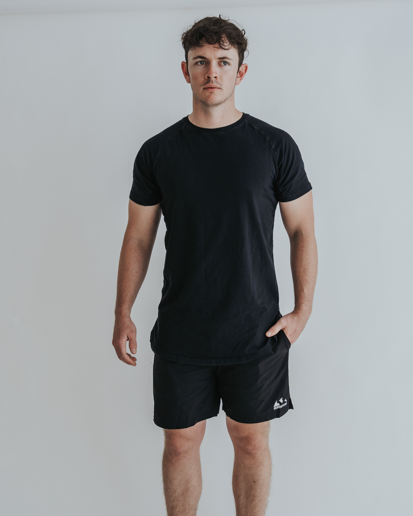 Men's Fitted Short Sleeve Performance T-Shirt